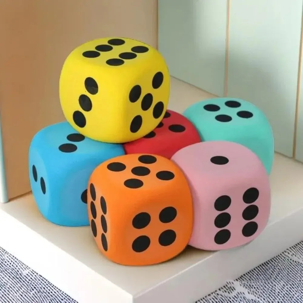 קובייה ענקית מספוג – 8 ס״מ