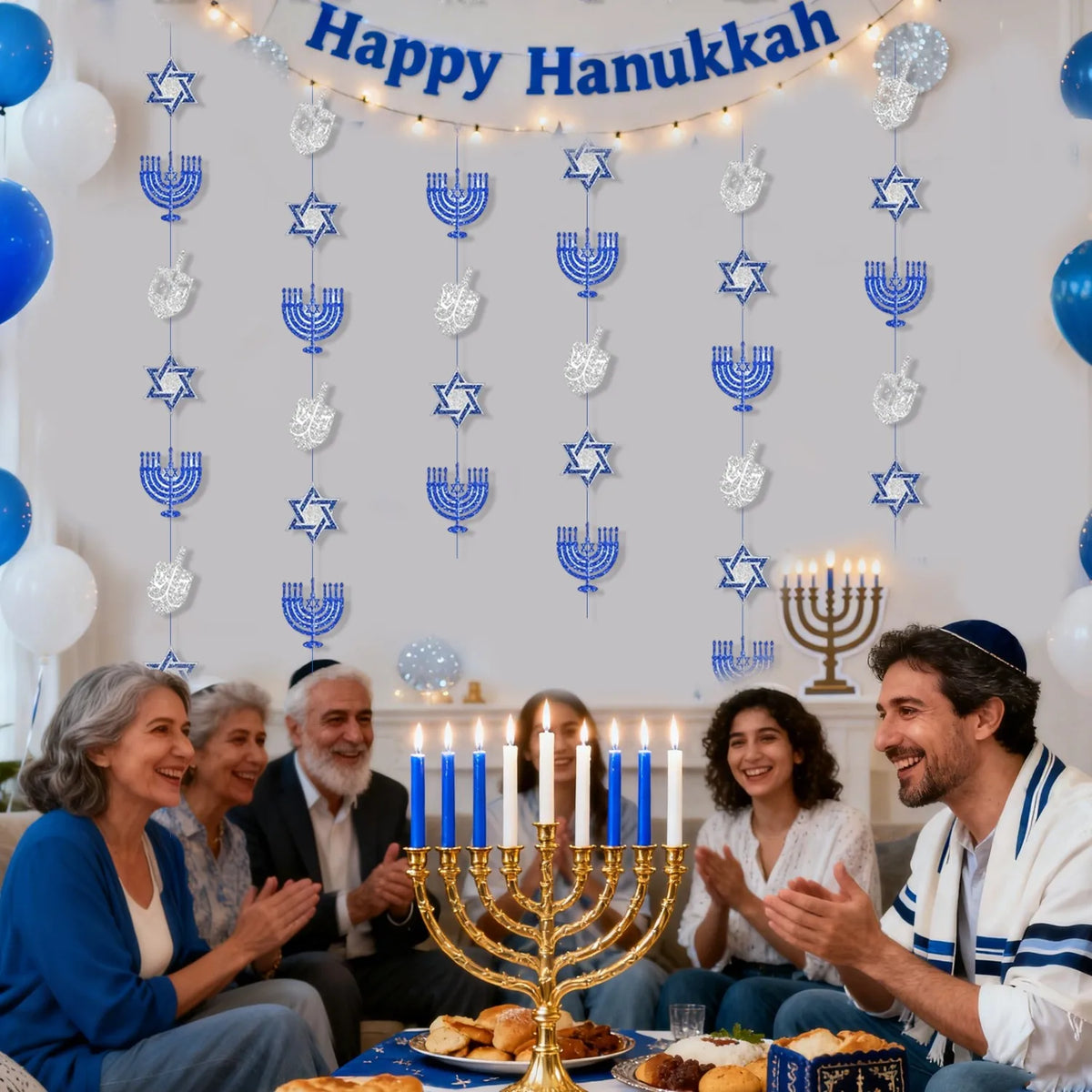 שרשראות תלייה מנצנצות לחנוכה – חנוכיות, מגני דוד וסביבונים – תמונה 6